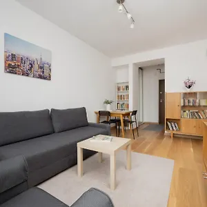 Charming For 4 People Located 650 M From The Old Town Of By Renters , Warszawa Polska